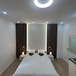 New Design Apartment Right Next Wenceslas Square