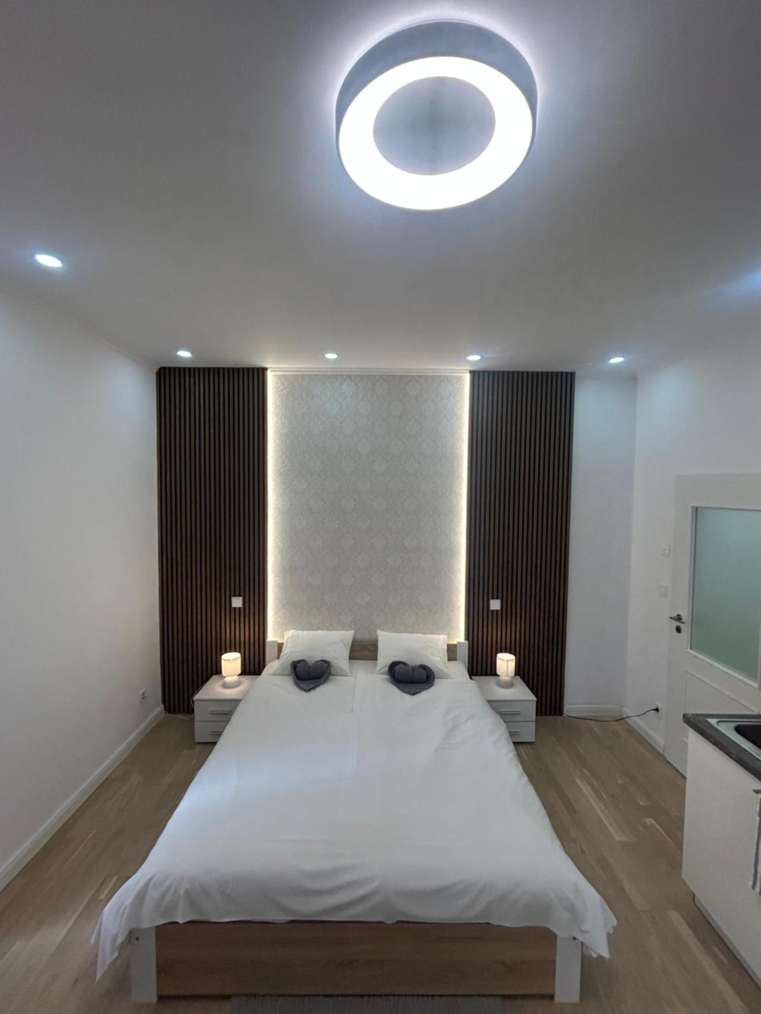 Apartment New Design Right Next Wenceslas Square *