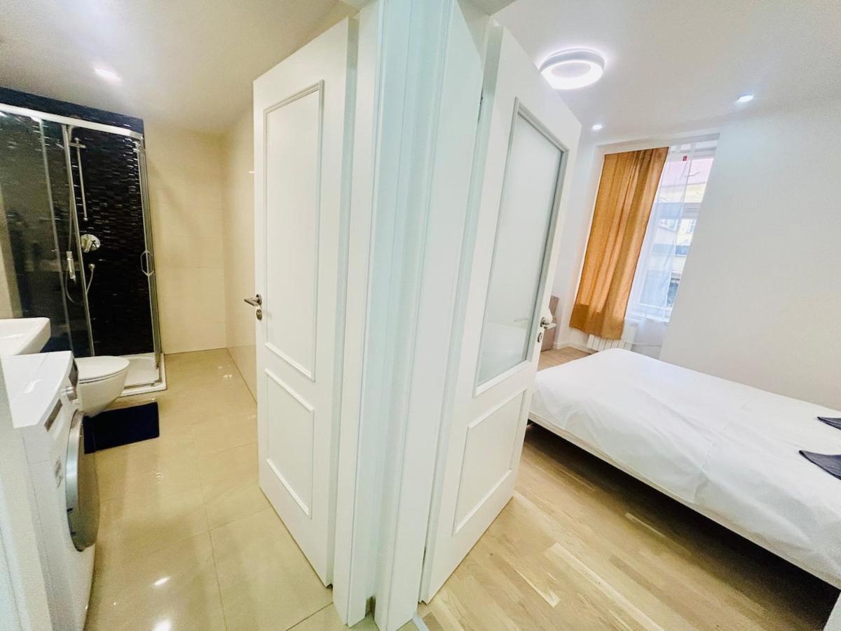 Apartment New Design Right Next Wenceslas Square Prague